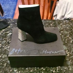 Betsey Johnson SB-Malvn Black Suede Leather Rhinestone Booties